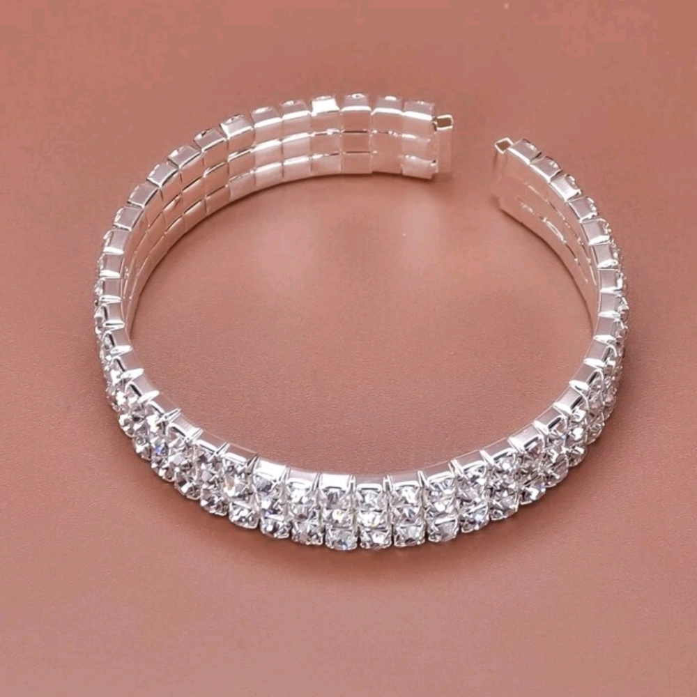 Silver Rhinestone Bracelet - Picture 4 of 4